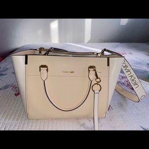 Calvin Klien purse